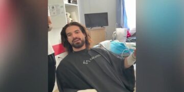 Alldaynews.gr Ο Άρης Μουγκοπέτρος συγκλονίζει ξανά: «Θα παίξω κλαρίνο έστω και με το ένα χέρι»