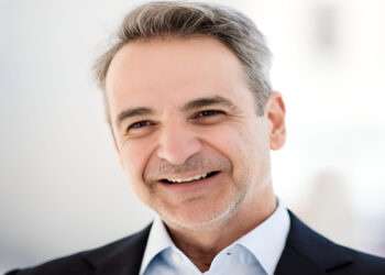 Κυριάκος Μητσοτάκης: Στέλνει μήνυμα αισιοδοξίας από την Τήνο – «Μπορούμε όλοι μαζί να ξεπεράσουμε τις δυσκολίες»