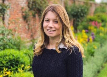 Γερανός σκότωσε μητέρα τη στιγμή που έσπρωχνε το καρότσι με το μωρό της (φωτο)