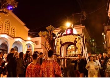 Μεγάλη Παρασκευή: ΑΥΤΗ ΕΙΝΑΙ η ώρα που βγαίνει ο επιτάφιος