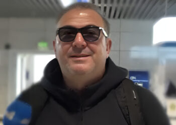 Αντώνης Ρέμος: Σχολιάζει τις εξωφρενικές τιμές της συναυλίας του στο Ντουμπάι –  «Εντάξει τώρα, το Ντουμπάι θέλει και την υπερβολή του… »