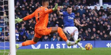 Alldaynews.gr Τσέλσι – Έβερτον: Με όπλο την ακραία παράδοση οι Λονδρέζοι