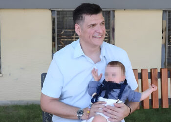 «Η γυναίκα μου έταξε τα παιδιά μας στον Άγιο Εφραίμ και στον Άγιο Ραφαήλ»: Συγκινεί με την εξομολόγηση του ο Χρίστος Αντωνιάδης