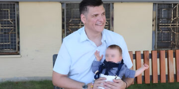 «Η γυναίκα μου έταξε τα παιδιά μας στον Άγιο Εφραίμ και στον Άγιο Ραφαήλ»: Συγκινεί με την εξομολόγηση του ο Χρίστος Αντωνιάδης