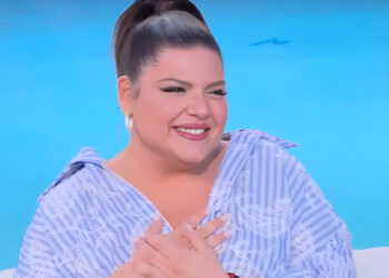 Δανάη Μπάρκα: Απίστευτο ατύχημα στον αέρα της εκπομπής – «Θα ανέβαζε τα νούμερα αυτό»