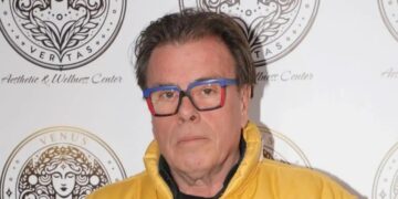 Alldaynews.gr Προκαλεί ο Παπανώτας: «Ο μισθός μας δεν είναι ιδιαίτερα καλός, μιλάμε για μισθό σερβιτόρου»