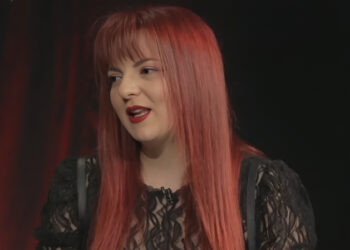 Συγκλονίζει η Χρύσα Κατσαρίνη: «Ίσως η δύναμή μου πηγάζει από το ότι με έδερνε ο πατέρας μου»