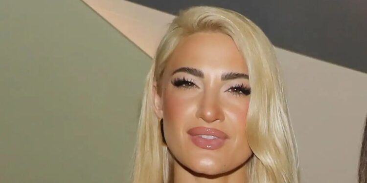 Alldaynews.gr Ιωάννα Τούνη: Σπόντα για τον… πρώην – «Ο πρώην μου αναρωτιέται άμα βγαίνω με κάποιον»