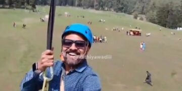 Νέα επίθεση ένοπλων σε τουρίστες: Τουρίστας κάνει zipline ενώ από κάτω του σκοτώνονται 26 άνθρωποι