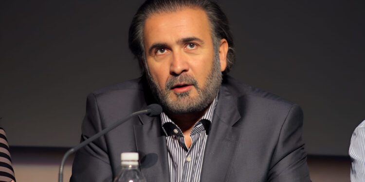 Alldaynews.gr Σοκ: Δολοφονική επίθεση εναντίον του Λάκη Λαζόπουλου!