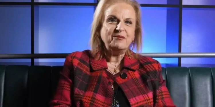 Ματίνα Παγώνη: «Δεν έχω υπομονή με τα παιδιά γι’ αυτό δεν έγινα μητέρα, προτιμώ να πηγαίνω για ούζα»[video]