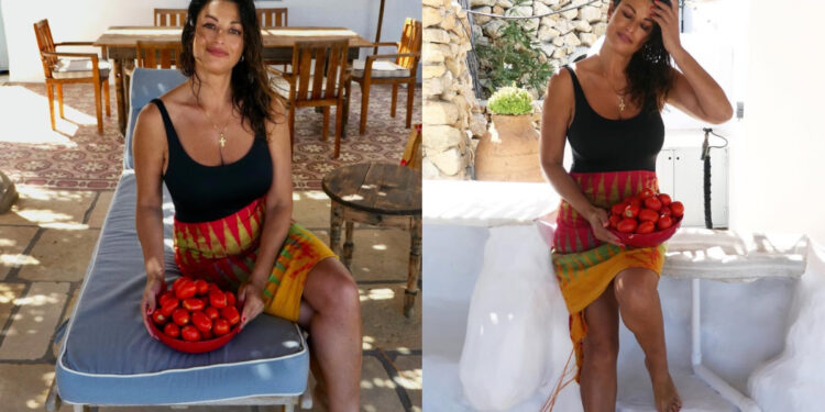 Alldaynews.gr Δωροθέα Μερκούρη: «Δεν μπορώ ψυχικά να περάσω ήρεμα όταν παντού βλέπω κατσικάκια στη σούβλα με ποτήρια από ρετσίνα, μαυρίζω»