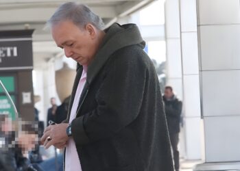 Μικρούτσικος: «Είχα πάθει σηψαιμία & είχα μπει στην εντατική. Πριν πέσω σε κώμα, ακούω…»