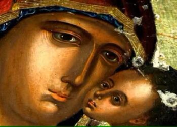 Τη Μεγάλη Εβδομάδα γίνονται θαύματα: Τα βράδια πριν κοιμηθείς γονάτισε & πες αυτές τις 2 προσευχές στη Παναγία