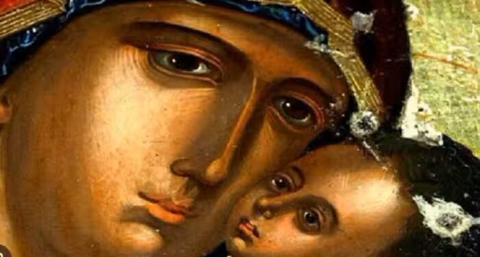 Alldaynews.gr Τη Μεγάλη Εβδομάδα γίνονται θαύματα: Τα βράδια πριν κοιμηθείς γονάτισε & πες αυτές τις 2 προσευχές στη Παναγία