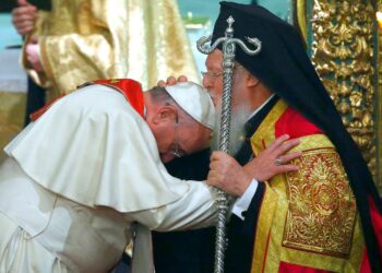 Βαρθολομαίος για τον «αδελφό» Πάπα Φραγκίσκο: Θα προσεύχεται από τον Παράδεισο για όλους μας και για την ενότητα των Εκκλησιών