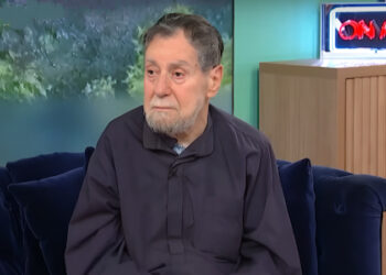 Συγκλονιστική εξομολόγηση από τον Πατέρα Φιλόθεο Φάρο: «Ο πατέρας μου ήταν μέθυσος – Μεγάλωσα σε σκληρές συνθήκες»