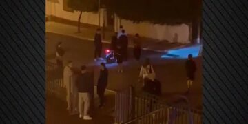 Alldaynews.gr Μήνυση στον γιο της 85χρονης που της πέταξαν βαρελότα γιατί έδειξε το πρόσωπο του ανήλικου δράστη