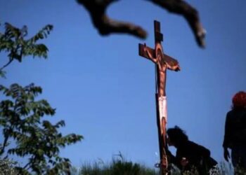 Μεγάλη Πέμπτη: Απόψε βράδυ, μην κοιμηθείς, Απόψε γίνονται θαύματα – Απόψε αλλάζουνε ζωές