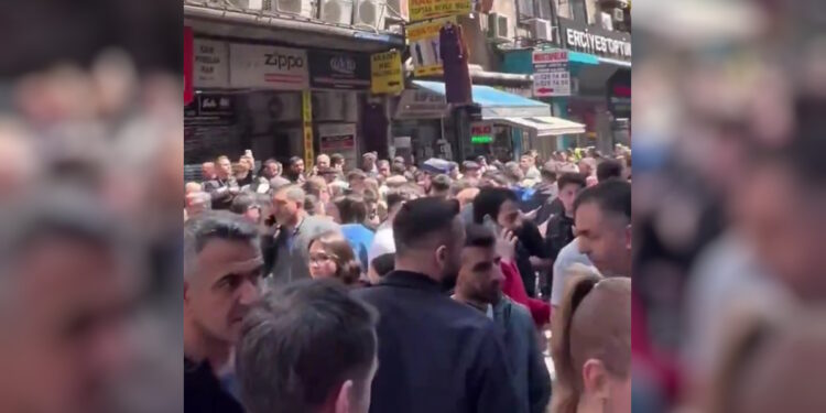 ΕΚΤΑΚΤΟ: Σεισμός 6,2 Ρίχτερ στην Κωνσταντινούπολη – Εικόνες και Βίντεο