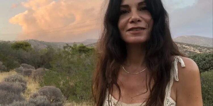 Alldaynews.gr Πέθανε η Στέλλα Καλησπεράτου – Ηθοποιός, δημοσιογράφος και παρουσιάστρια στο MAD