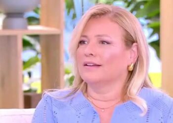 Μαριάννα Τουμασάτου σε Κατερίνα Καινούργιου: «Έκανα παιδί στα 43 χωρίς εξωσωματική, αλλά εσείς μην το αφήνετε»