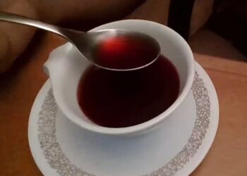 Αυτό το τσάι περιέχει 22 φορές περισσότερο ασβέστιο από ένα ποτήρι γάλα και είναι ιδανικό για την οστεοπόρωση