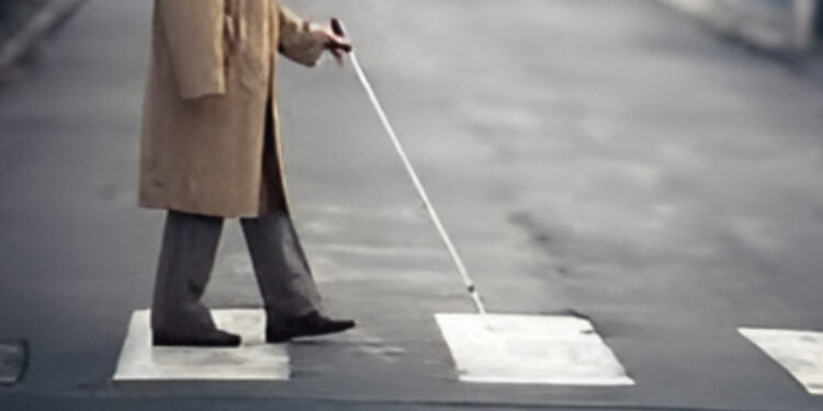 Alldaynews.gr Έκαναν έξωση σε 65χρονο τυφλό μέσα στο Πάσχα – Του έδωσαν 200 ευρώ για να πάει σε ξενώνα