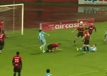 Πέναλτι-σκάνδαλο: Έφυγε από το γήπεδο η ομάδα (video)