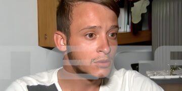 Alldaynews.gr Ο ξάδερφος του 21χρονου μητροκτόνου που μετέφερε μαζί του το άψυχο κορμί της θείας του μίλησε για τη στιγμή της φρίκης (video)