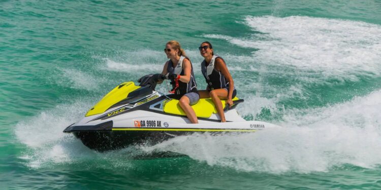 Alldaynews.gr «Βόμβα»: Απαγορεύονται τα θαλάσσια σπορ και τα τζετ σκι στην Αττική – Αναλυτικά η λίστα με τις περιοχές