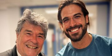 Άρης Μουγκοπέτρος: Η φωτογραφία με τον Πάνο Μιχαλόπουλο στο νοσοκομείο – «Περαστικά…»