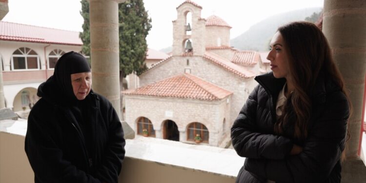 Alldaynews.gr Το θαύμα και το όραμα που οδήγησε μια διακεκριμένη γιατρό να γίνει μοναχή