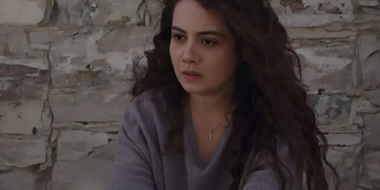 Alldaynews.gr Η Γη της Ελιάς: Αποτρόπαιες σκηνές – Βρίζουν, χτυπούν, βιάζουν και πετάνε στο δρόμο την Άννα