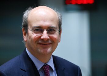 Χατζηδάκης: «Η Ελλάδα είναι πλέον επιλογή επιστροφής – Επέστρεψαν 400.000 από τους 600.000 της γενιάς brain drain»