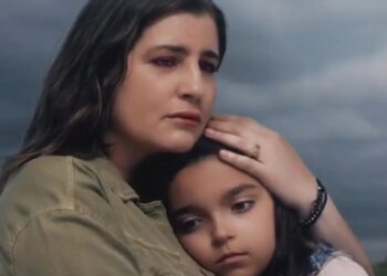 Καθηλώνει το τρέιλερ της νέας σειράς του Alpha, «Να με λες μαμά»: «Είμαστε μαζί και οι δύο… Τίποτα κακό δε θα γίνει»