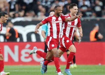 ΟΦΗ – Ολυμπιακός 0-2 τελικό: Κυπελλούχος με άνεση και στυλ ο Ολυμπιακός – Έκλεισε με Νταμπλ ο «θρύλος»