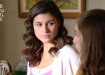 Πλάνα-φωτιά στον «Άγιο έρωτα»: Ο λεσβiακός έρωτας που φέρνει τα πάνω-κάτω στην αγαπημένη σειρά του ALPHA