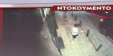 Άγριο έγκλημα στην χώρα μας: Δολοφόνησε με 17 μαχαιριές τον σύντροφο της πρώην του μέσα σε ψητοπωλείο