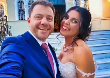 Ο Ευτύχης Μπλέτσας και η Ηλέκτρα Αστέρη παντρεύτηκαν με θρησκευτικό γάμο