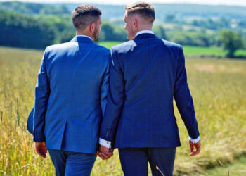 ΣτΕ: Συνταγματικός ο γάμος ομόφυλων ζευγαριών με δικαίωμα υιοθεσίας