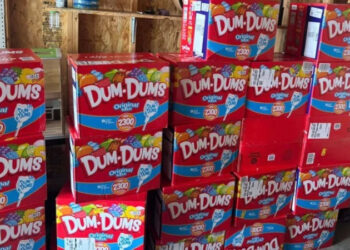 8χρονος έκανε παραγγελία από το κινητό της μαμάς του 70.000 γλειφιτζούρια για τους φίλους του