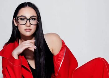 Ακόμα μία επιτυχία για την Klavdia – No1 στο ελληνικό Spotify