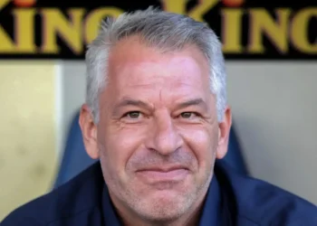 Θρήνος στο ελληνικό ποδόσφαιρο: Πέθανε σε ηλικία 57 ετών ο Μανώλης Παπαδόπουλος