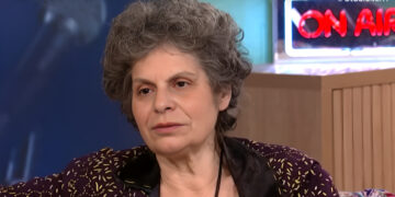 Μαργαρίτα Θεοδωράκη: «Πικράθηκα από την διαθήκη του πατέρα μου – Δεν μου είχε εμπιστοσύνη»