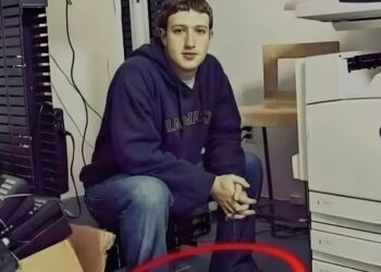 Facebook: Η ιστορία μιας ιδέας που γεννήθηκε σε κοιτώνα και άλλαξε τον κόσμο