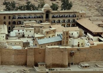 Η Αίγυπτος ξεκαθαρίζει πως η δικαστική απόφαση δεν αλλάζει αλλά εδραιώνει το καθεστώς της Μονής Σινά