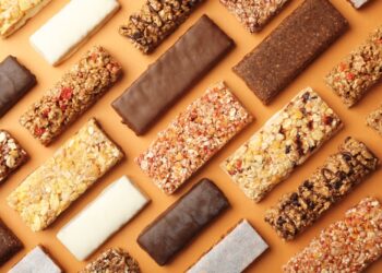 Μπάρες πρωτεΐνης: Είναι όντως υγιεινές ή απλώς υπερεπεξεργασμένα τρόφιμα; Νέα έρευνα αποκαλύπτει την αλήθεια