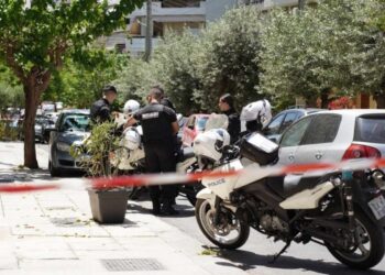 Alldaynews.gr Νέα Σμύρνη: Το άγνωστο οικογενειακό δράμα πίσω από τη δολοφονία του 45χρονου από τον πατέρα του