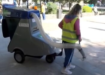 Yπάλληλοι καθαριότητας στις Σέρρες δε χρησιμοποιούν χειραμαξίδια υπό τον φόβο ότι έχουν …GPS και θα τους εντοπίζουν